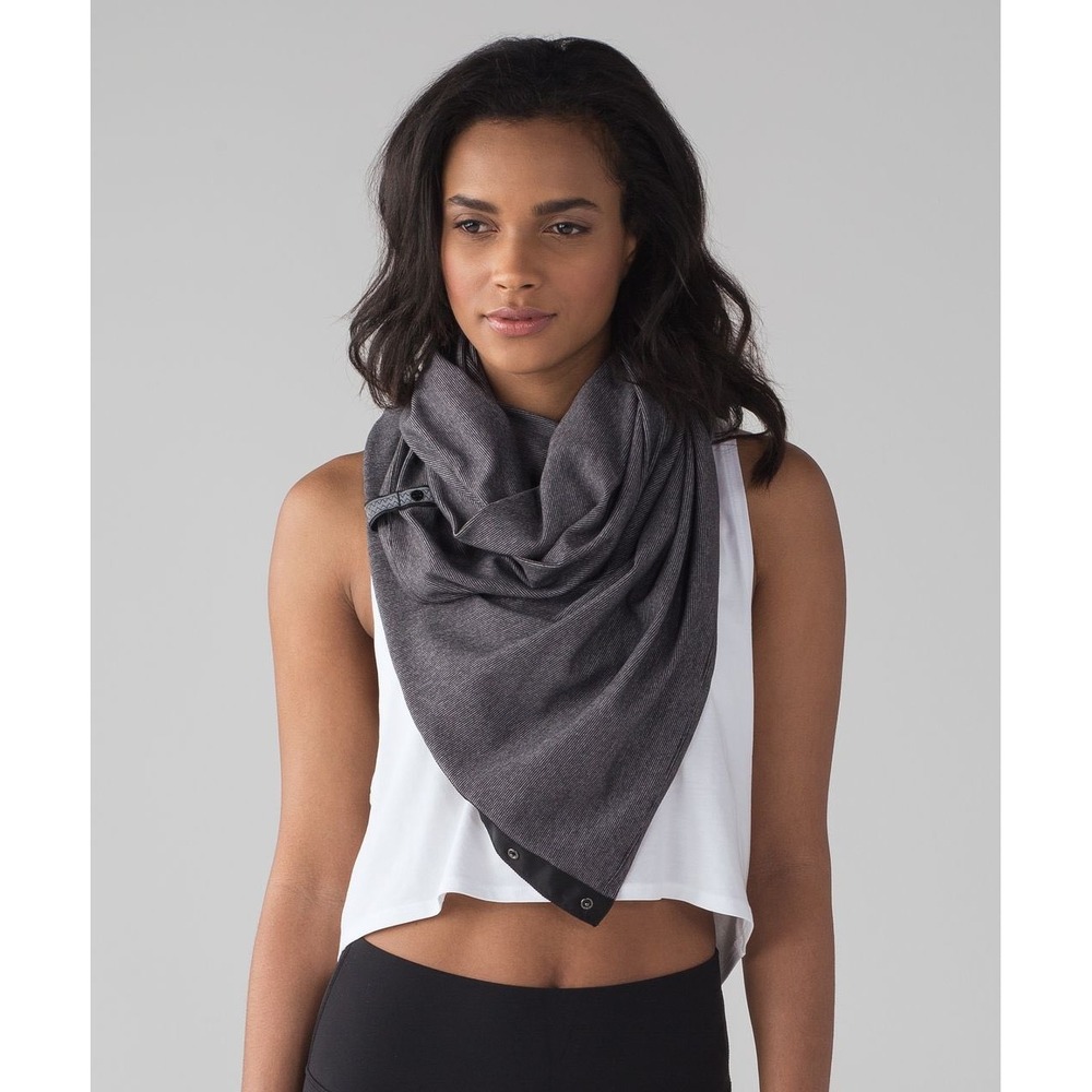 LULULEMON Women Striped Snap Nursing Blanket Wrap Size One Size Athleisure Cozy